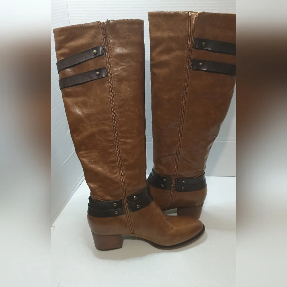 Brown Faux Leather Women's Knee-High Size 11 Boots
